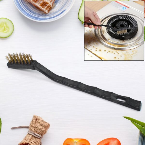 Brass Wire Brush ? Multi-Purpose Cleaning & Rust Removal | Velvet Wipe