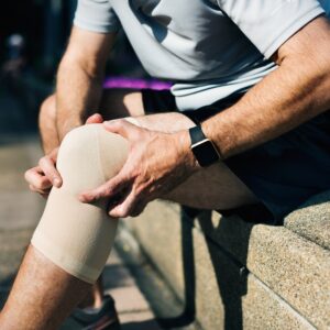 knee-support-cap-medium-size-joint-pain-relief-velvet-wellness