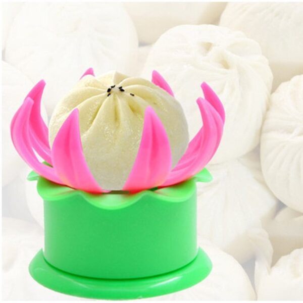 Momos Maker ? Plastic Mold & Filling Spoon for Dumplings | ChefAura